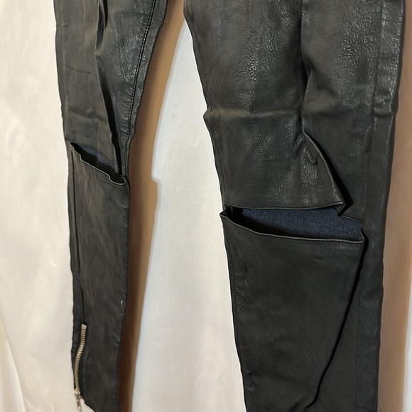 UNIF “Iggy” Slit-knee plant in Black size 28 - Picture 5 of 7